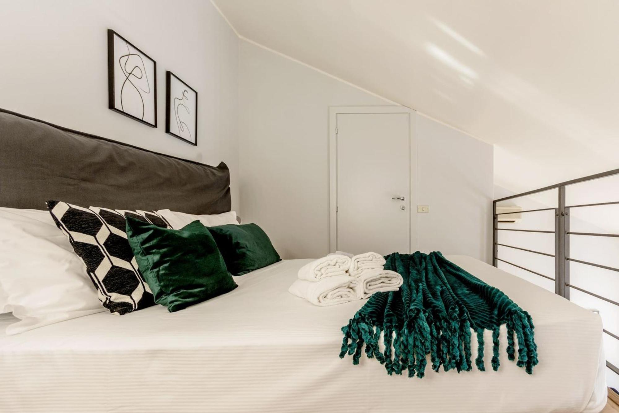 Lovely Apartments In The Hearth Of Brera By Rentopolis Milão Exterior foto